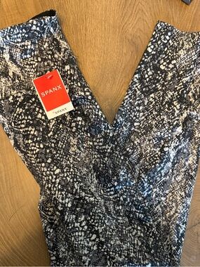 SPANX Black & White Snake-Print Leggings